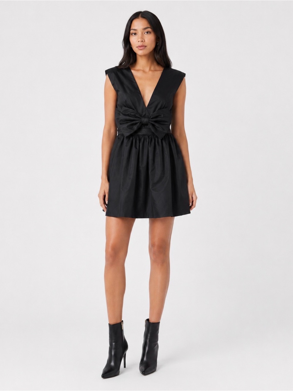 Adelyn Rae Black V-Back Bow Cocktail Dress NWT